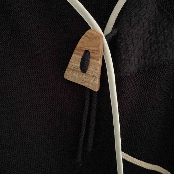 Krisztina Nagy Asymmetrical Sweater-XL - Picture 3 of 16